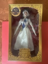Queen Elizabeth,Barbie Signature 70th Anniversary 11 Platinum Jubilee Doll New