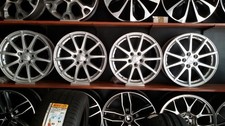 4 cerchi originali Land Rover da 17"