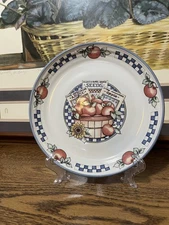 International Tableworks "Apple Time" Lunch/Salad Plates Set Of 4