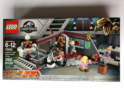 lego jurassic world velociraptor chase