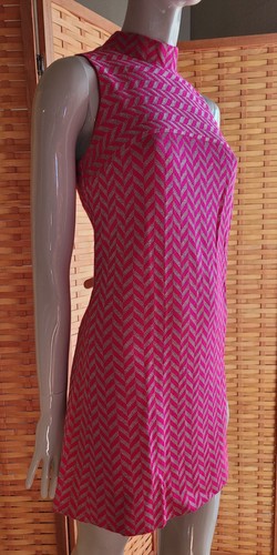 VTG VICKY VAUGHN Junior Pink Metallic Mod 60s Mini Dress size 9 chevron print - Picture 4 of 22