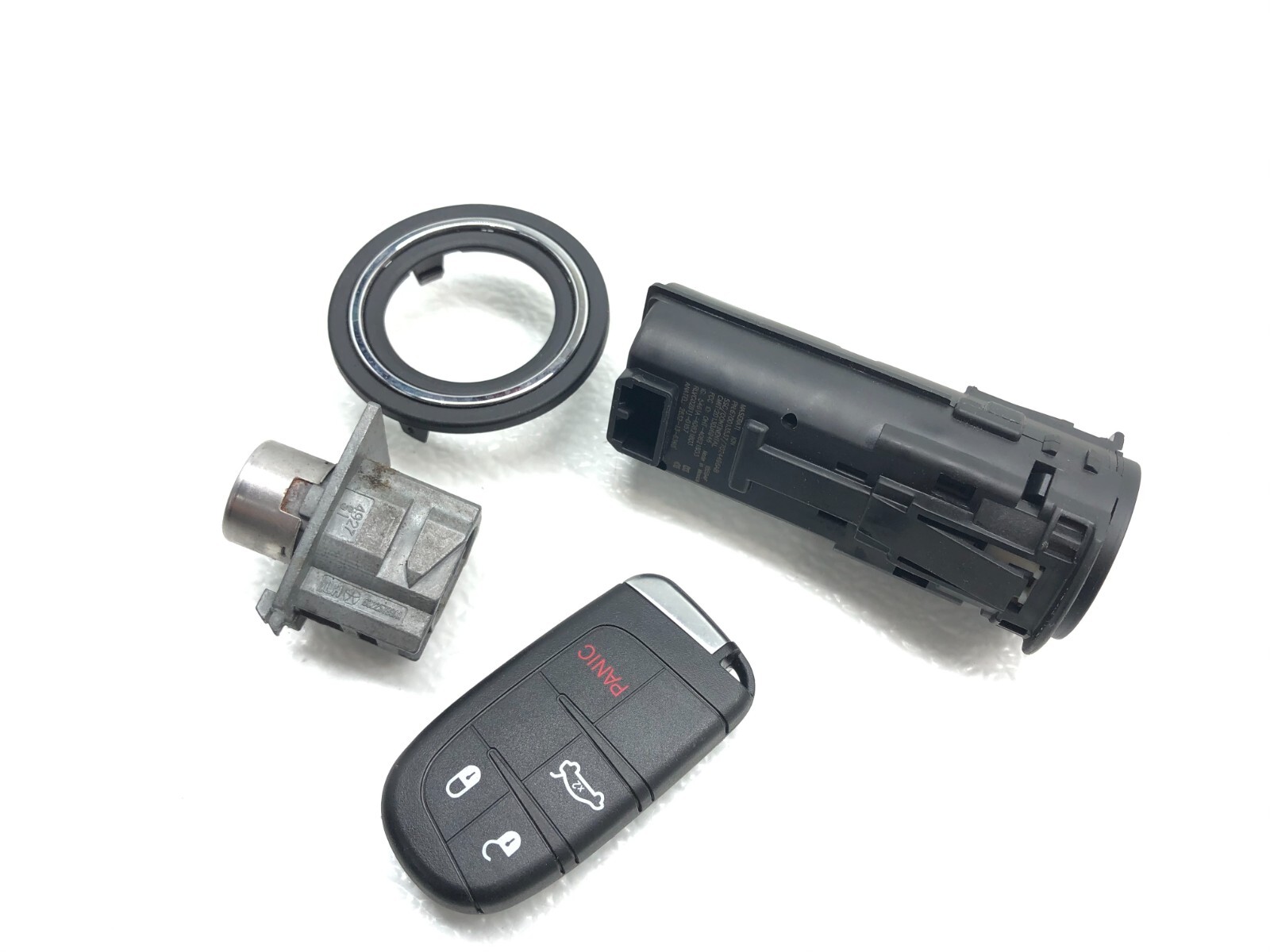 2014-2017 MASERATI GHIBLI ENGINE COMPUTER CONTROL MODULE W/ KEY OEM.