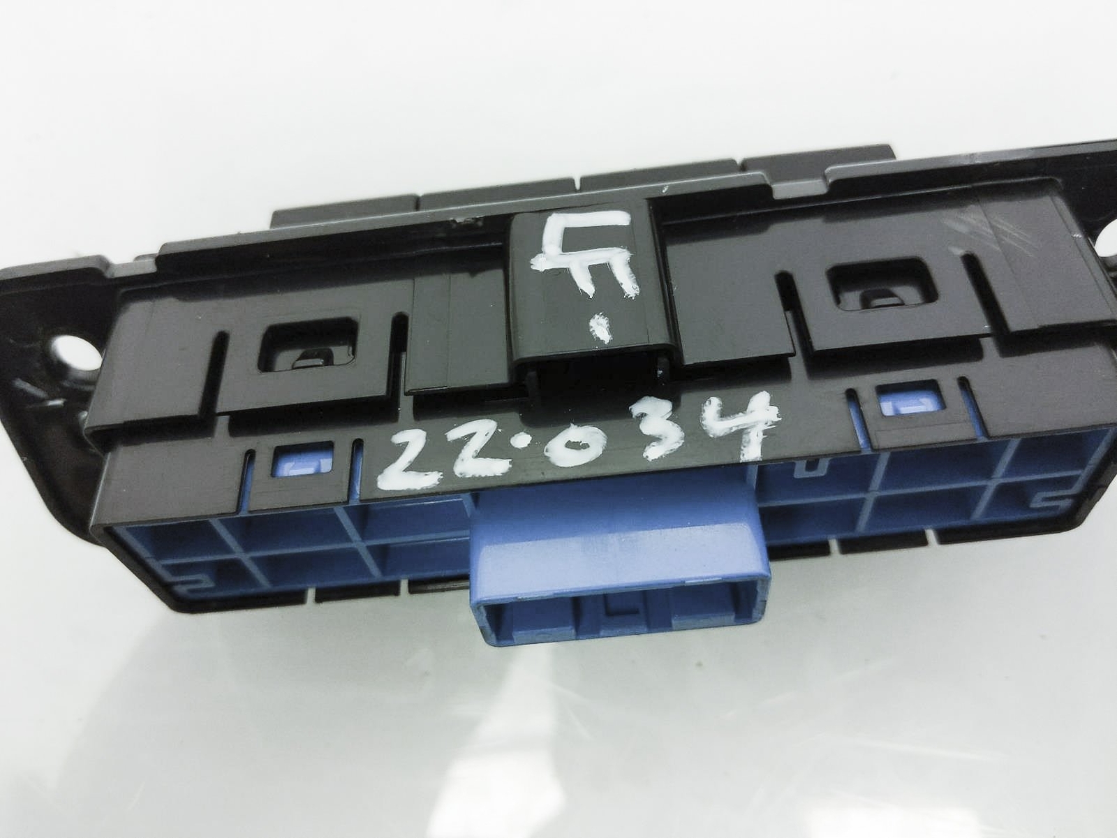 20162022 Lexus Rx350 Heated Steering Wheel Switch 840100E131 eBay