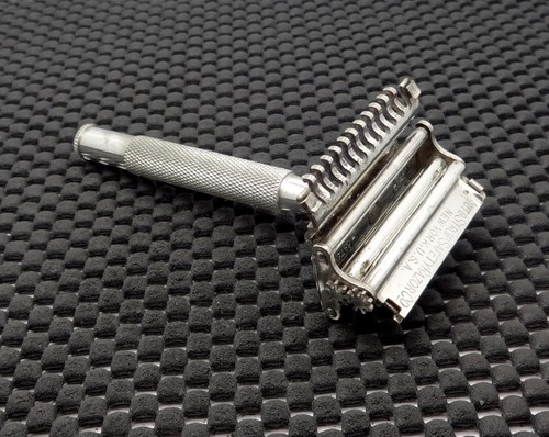 Rasoio di sicurezza vintage VALET VB1 bordo singolo pettine aperto bello e pulito! - Foto 4 di 4