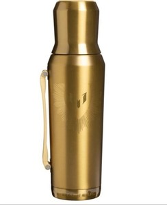 The Messi x Stanley 1913 IdealMate Bottle 1.3 QT Termo Messi Stanley Argentina