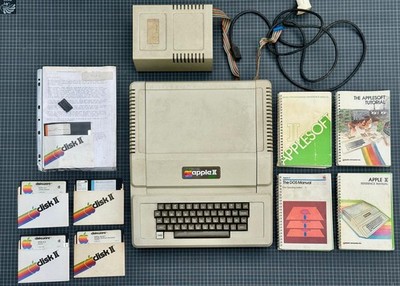Vintage Apple II Plus (1983) Collector Set - Disk II - Manuals - 6 Cards - Clean