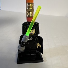 LEGO Star Wars Luminara Unduli Light Up Lightsaber Minifigure Excellent 