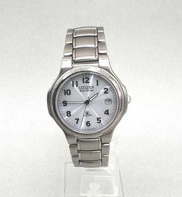 CITIZEN E110-K18264 Solar Wristwatch No Box/Accessories
