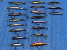 19 blue fish sinking pencils set