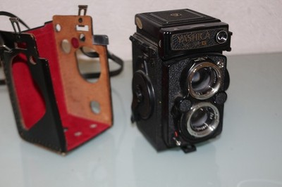 Yashica Mat - 124 G  Kamera 6 x 6 Mittelformat mit Objektive