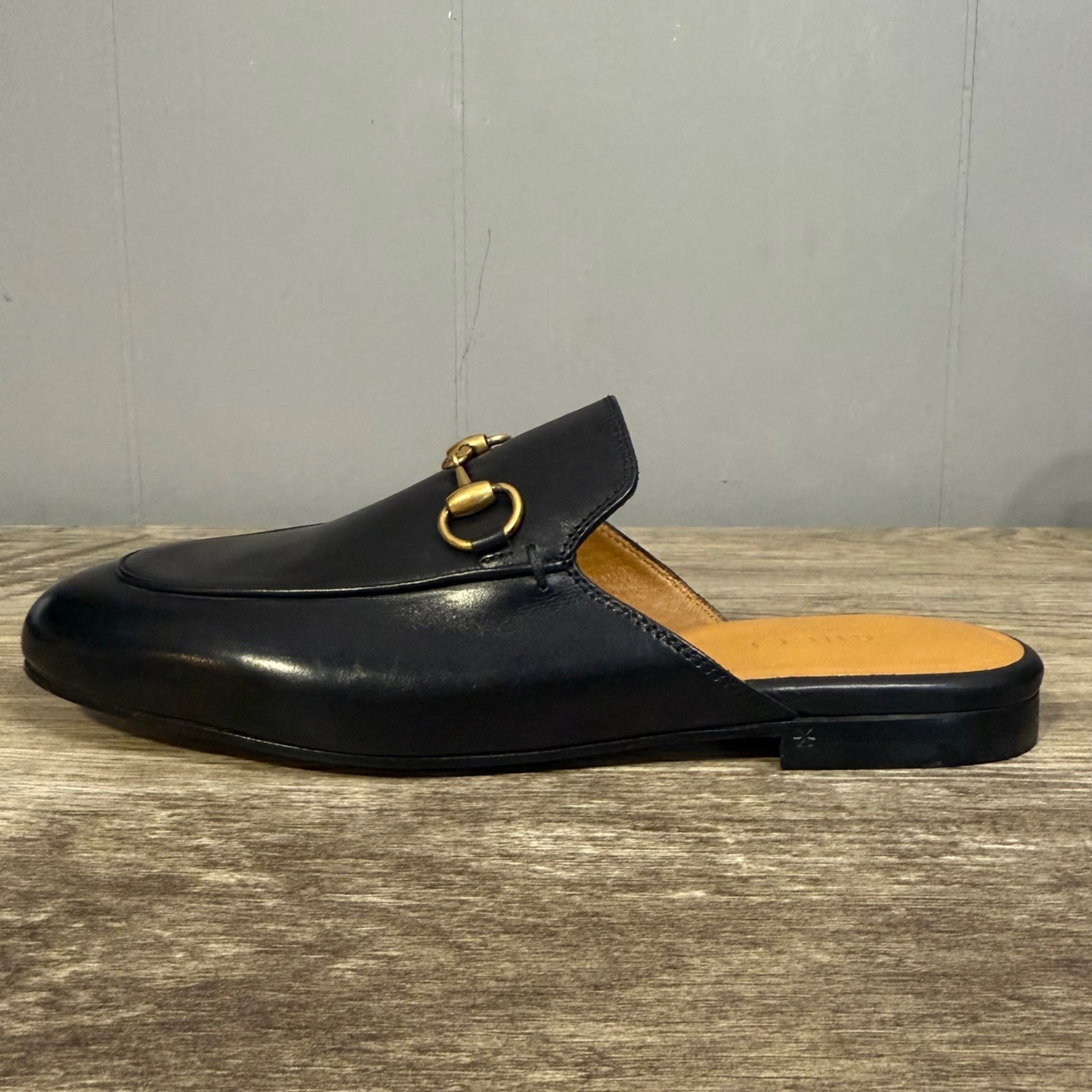 SAOLA Gucci Mule in pelle nera SOLO SCARPA SINISTRA ricambio o amputato US 6 (36)