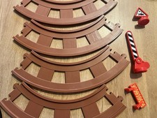4 x ELC Happyland Train Curved Track Expansion Pieces Brown With 3 Accessories