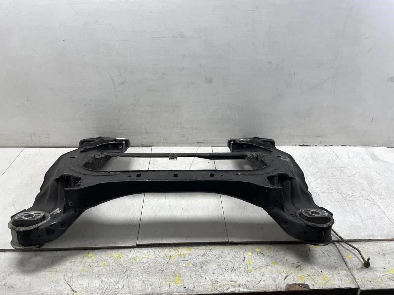 2004 2006 AUDI A8L 4.2 QUATTRO FRONT CROSSMEMBER SUBFRAME OEM+ - Image 4 of 4