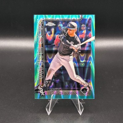 2025 Topps Chrome #117 Mike Tauchman Aqua RayWave Refractors #/199