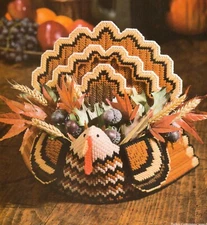 TURKEY CENTERPIECE & DOOR BANNER THANKSGIVING PLASTIC CANVAS PATTERN INSTRUCTION