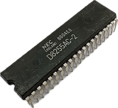 NEC D8255AC-2 Programmable Peripheral Interface PPI DIP-40