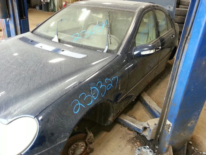 Rear Drive Shaft 209 Type Convertible CLK320 Fits 03-05 MERCEDES CLK 1934715 - Imagem 2 de 4