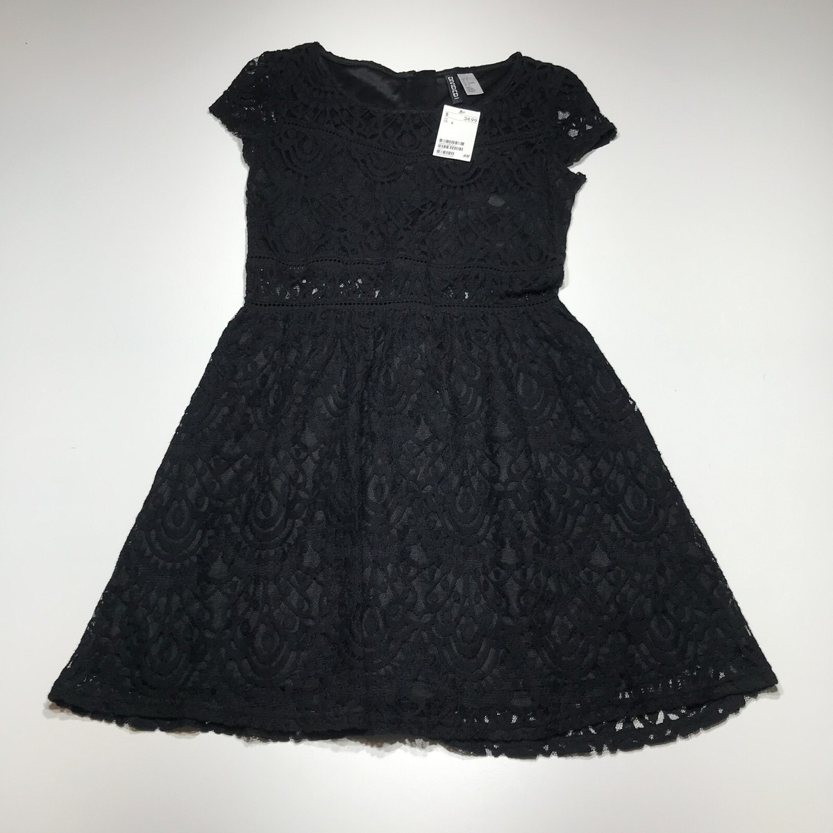 lace cap sleeve black dress Mac Duggal - Black Embellished Lace Cap Sleeve Evening Gown main image 0