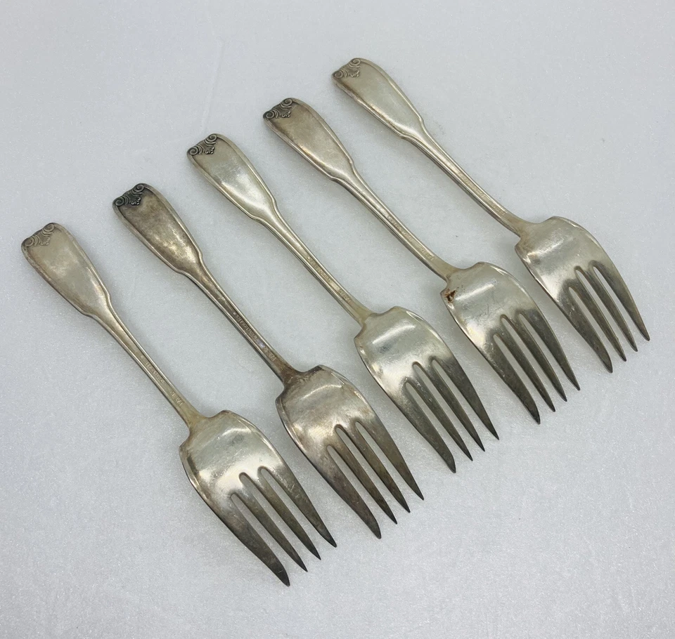 Vintage WM Rogers Pat 12 Serving Forks Silverplated Blossom Handle Flatware 29 - Image 4 of 4