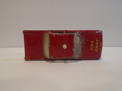 Coche jefe de bomberos Ford Fairlane Matchbox 59 - Imagen 6 de 7