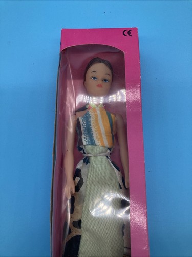 Debbie Doll New In Box - Picture 2 of 6