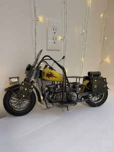 Vintage Style Metal Motorcycle Sculpture Retro Industrial Home Decor 