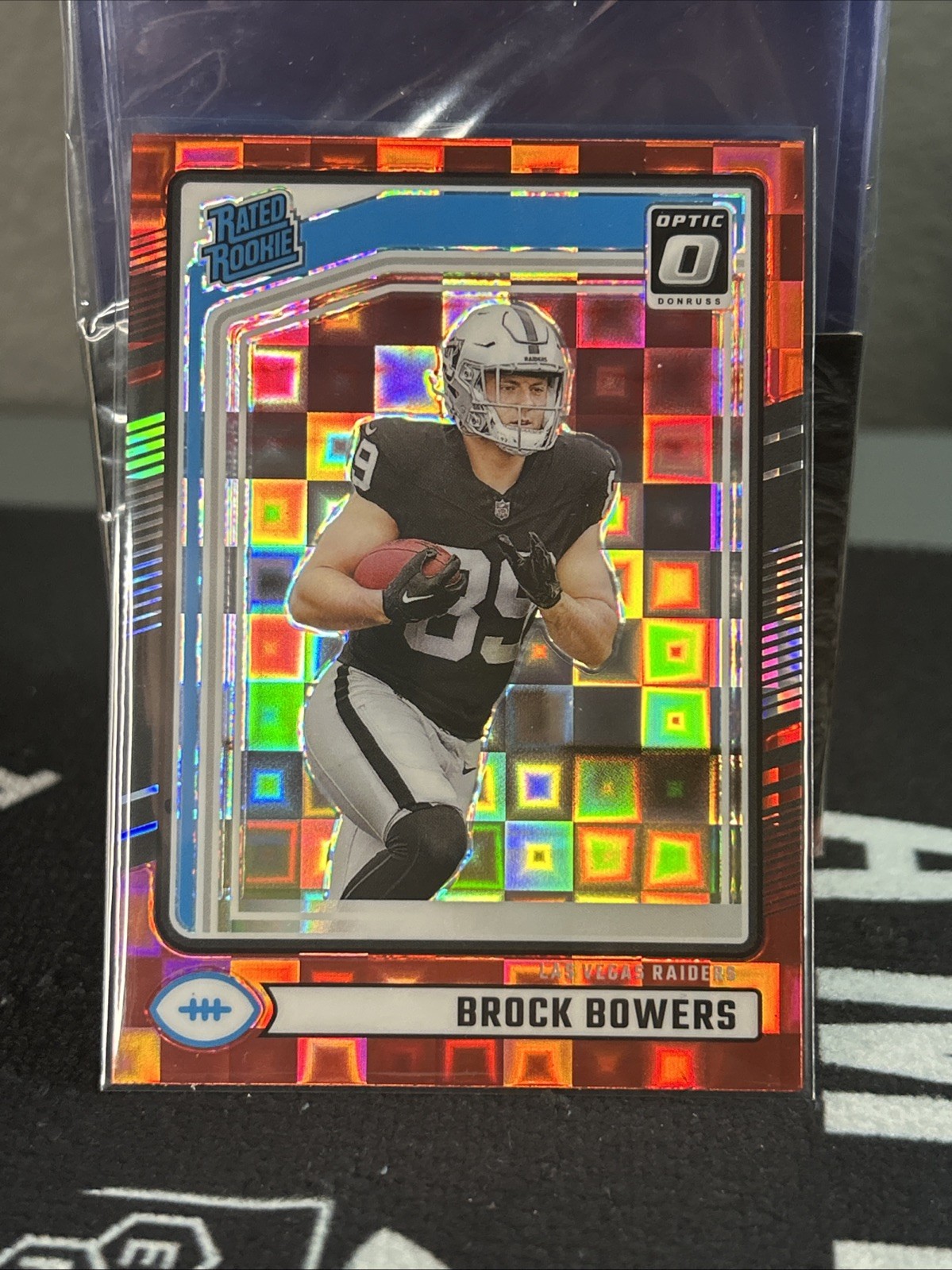 2024 Panini Donruss - Brock Bowers #394 Optic Preview Red Pandora Prizm