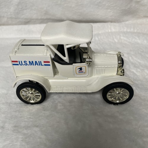 ERTL 1918 Ford Model T Runabout US Postal Mail Truck Diecast Bank With Key - Afbeelding 3 van 7