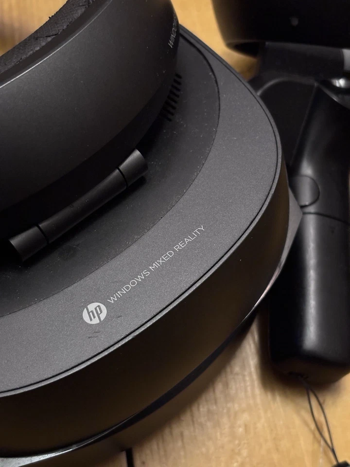 Windows Mixed Reality Headset Used Working with Controllers and Cables VR Gaming - Image 3 of 4