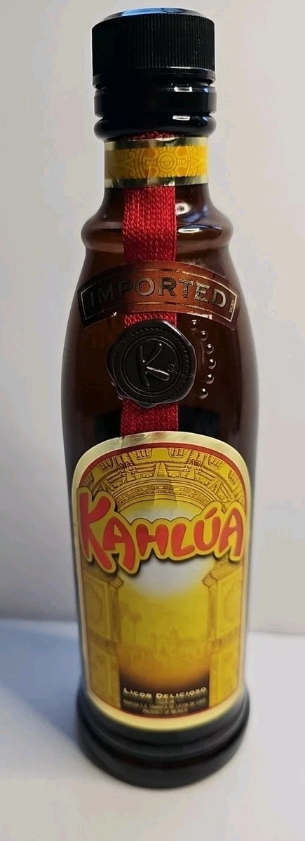 Бутылка Kahlua в коллекционных бутылках с алкоголем (с 1900 г
