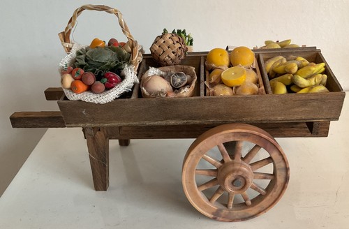 Doll’s House Fruit & Veg Market Stall / Barrow - Picture 3 of 7