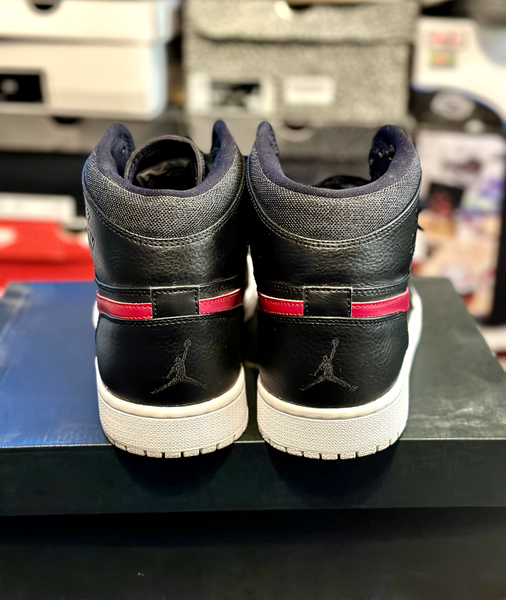 Talla 10.5 - Air Jordan 1 Retro High Rare Air - Bred 4