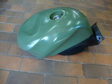 Aprilia RSV 1000 Mille Tank Benzintank Kraftstofftank RSV 1000 Mille ME Tank RSV