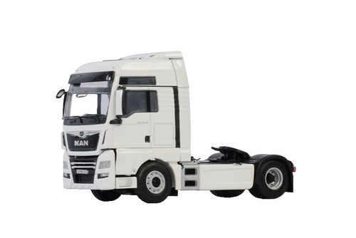 Mack Granite 8x4 Truck Tractor - 