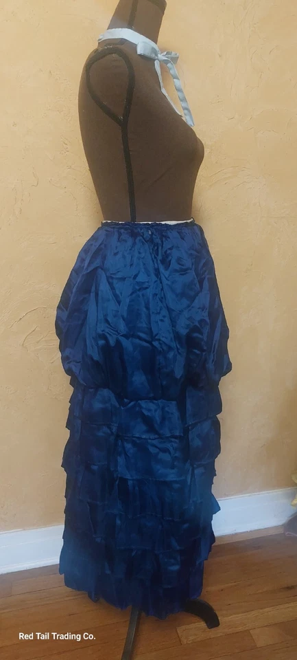 Increíble falda azul con burbujas de seda y capas pequeña Foto 3 de 4