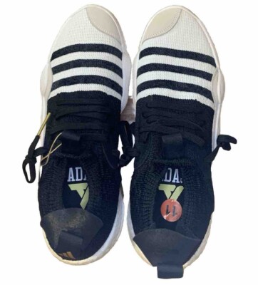 NEW Mens Adidas Trae Young 2 Super Villain Basketball Shoes 11 adidas Trae Young 2  main image 2