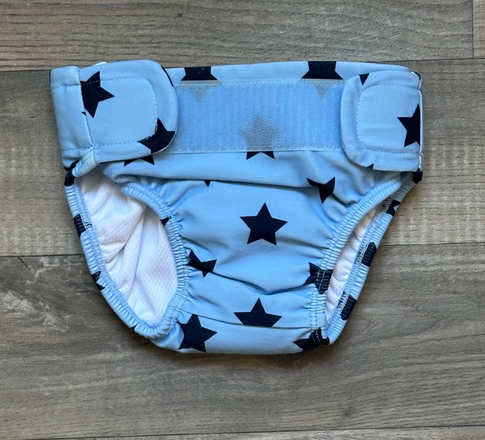 Schöne Badewindelhose in Gr. 62-68