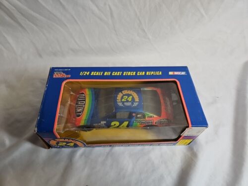 Jeff Gordon 1:24 Racing Champions 1995 Edition NASCAR Die Cast Collectible #O - Picture 2 of 5