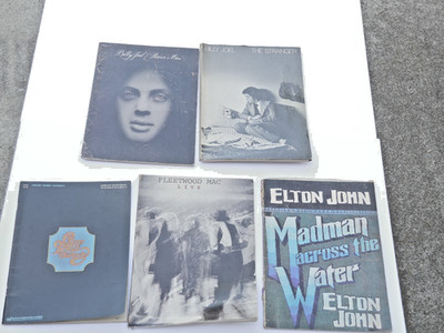5 Songbooks Billy Joel, Fleetwood Mac, Elton John, CTA