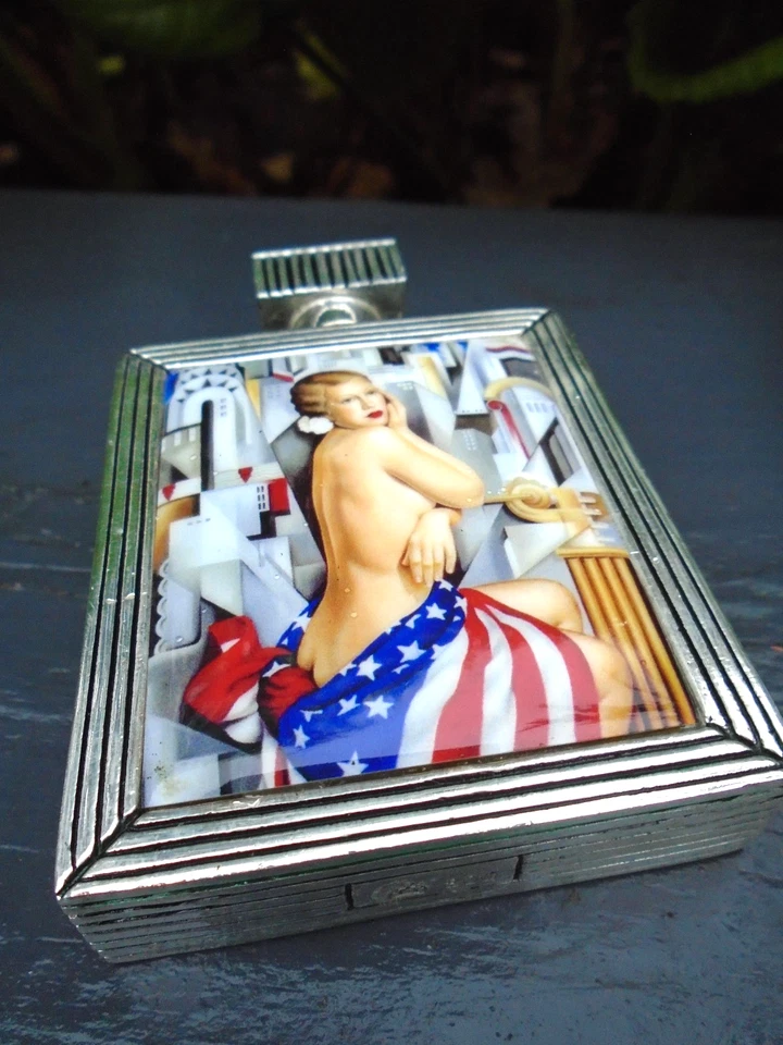 Botella perfume plata maciza esmalte cara y 3 rubíes inserción trasera Foto 3 de 4