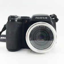 Fujifilm FinePix S5700 7.1 MP Digital Bridge Camera - Fully Tested