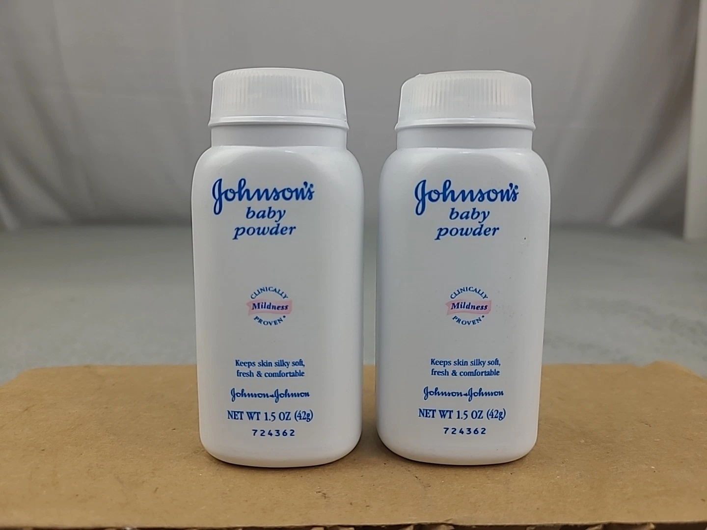 2x Discontinued Original Johnson's Baby Powder TALC 1.5oz Travel
Opens in a new window or tab