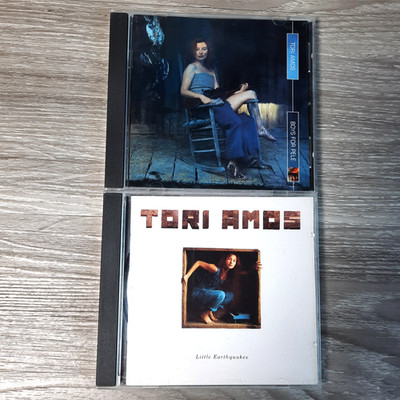 Tori Amos CD Lot of 2   Alternative Rock   Little Earthquakes, Boys for Pele