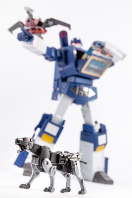 Ready! New Transforms RP-46 Soundwave & 3 tapes set Robot Action Figure Toy 