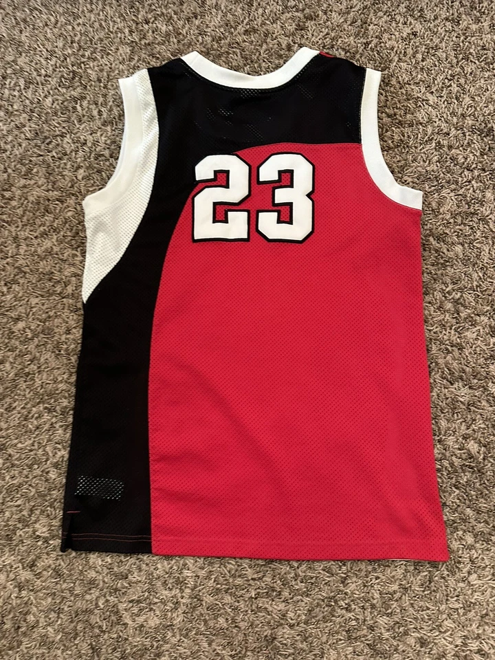 Nike Air Jordan Red Polyester #23 Jersey Tank Top Youth Size XL - Image 3 of 3