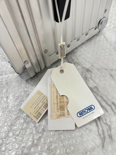 Rimowa Tropicana 39L Silver Carry Case Suitcase New - Picture 2 of 9