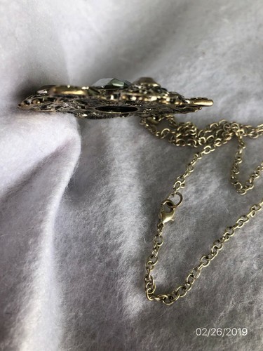 Silver Color Pendant Necklace With 5 Stones Egyptian Style Ornate Detail Classic - Picture 12 of 12