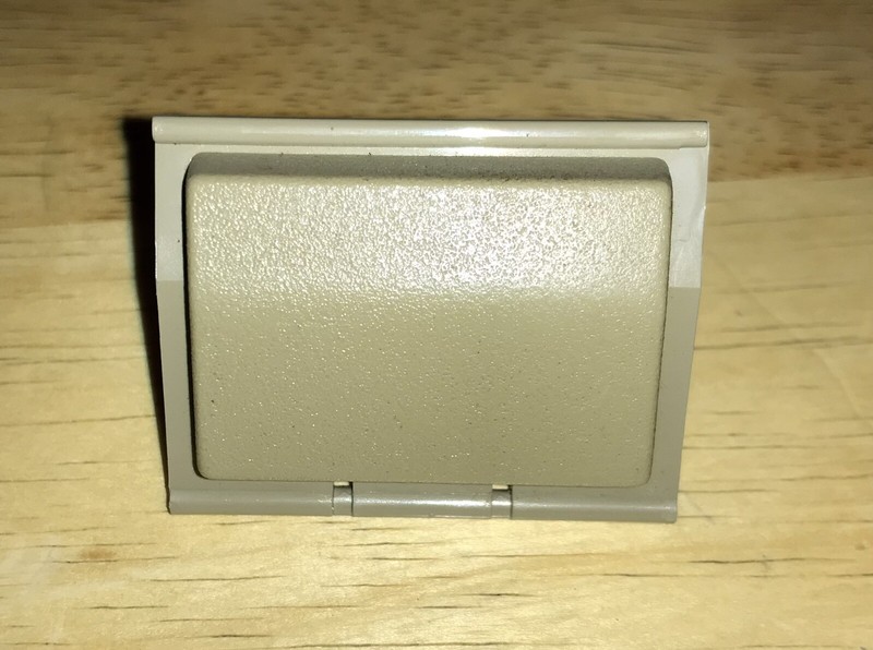 1984 Apple Macintosh 128K 512K Mouse Model M0100 Top BUTTON w/SPRING Part ONLY