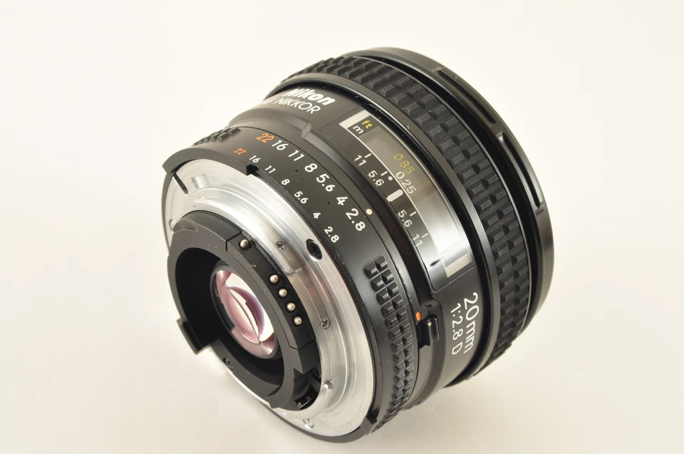 Lente Prime Gran Angular AF Nikon AF Nikkor 20mm f/2.8 D De Japón #818 - Imagen 2 de 4