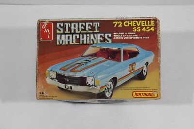 AMT Model 1972 CHEVELLE SS 454 1/25 KIT # PK4177 MOLDED IN COLOR